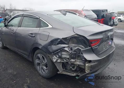 2019 Honda Insight Lx z USA, uszkodzony, nr VIN 19XZE4F19KE004722